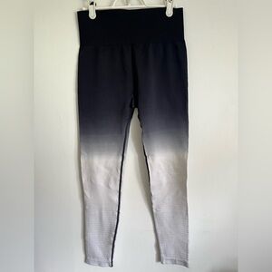 Zyia Black White Ombre Performance High-Rise 7/8 Leggings - M Medium